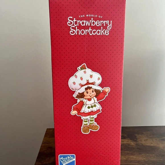 •SOLD•|NEW - 2024 SSC  Strawberry Shortcake Scented 14" Rag Doll Retro by TLS - Picture 4 of 4